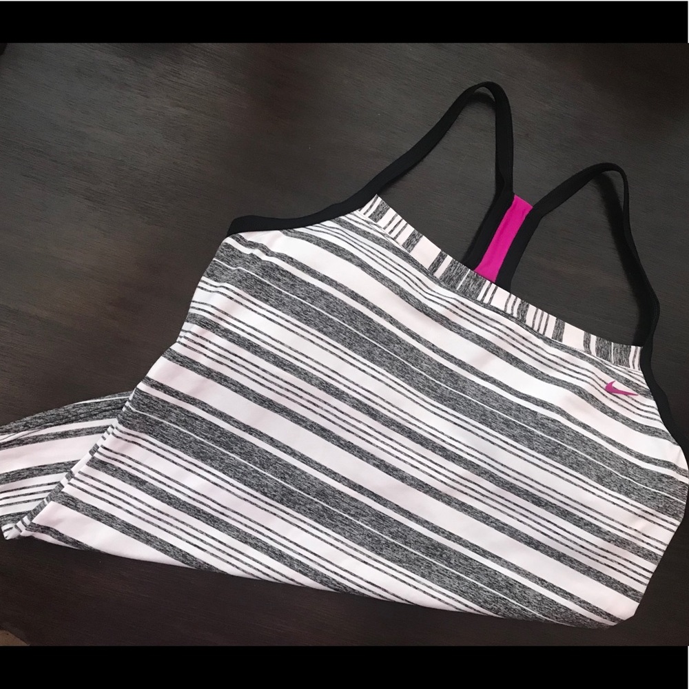 Nike sports bra Tank Top